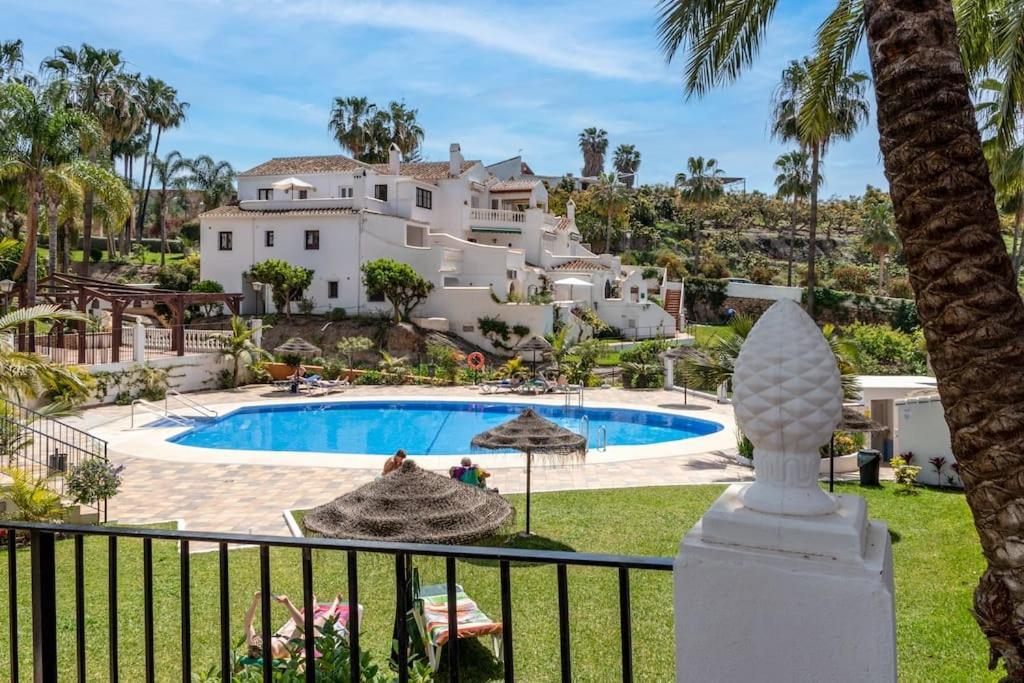 Apartmán Oasis 16 Nerja Exteriér fotografie