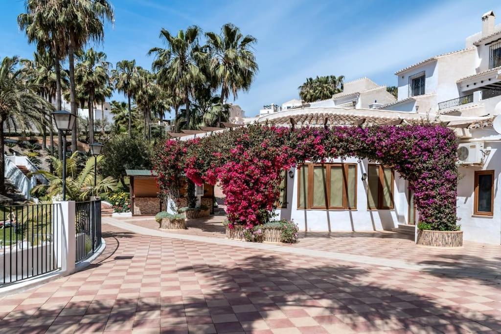 Apartmán Oasis 16 Nerja Exteriér fotografie